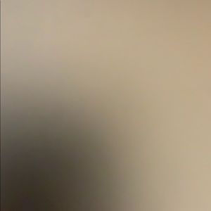 Meet your Posher, Anahi